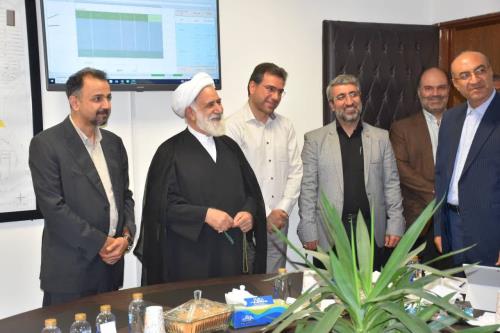 بازدید حجت‌الاسلام والمسلمین روحانی نژاد نماینده ولی فقیه و رئیس شورای مرکزی بنیاد مسکن از شرکت ایجاد محیط